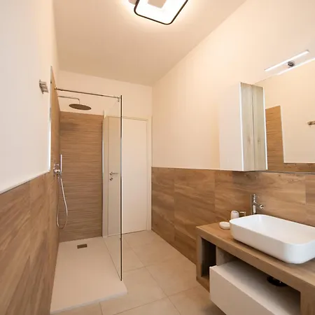 Lakeview Apartment Polpenazze del Garda